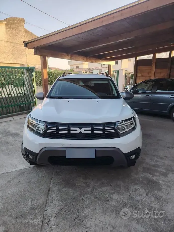 Usata Dacia Duster 101 CV (74 kW) 2023 Bianco SUV