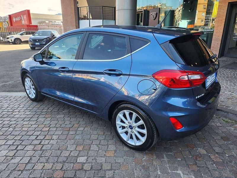 Usata Ford Fiesta Titanium 75 CV (55 kW) 2019 Blu/azzurro Utilitaria