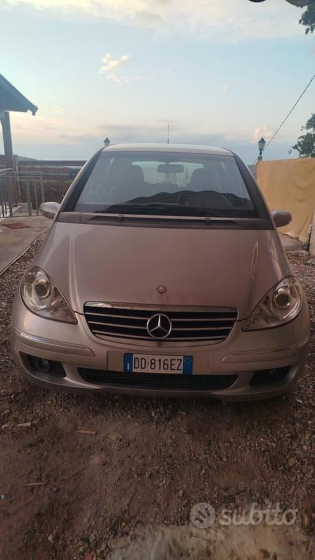Usata 2008 Mercedes A180 Due volumi | 1200 € (Ottimo prezzo) - Immagine 1/4