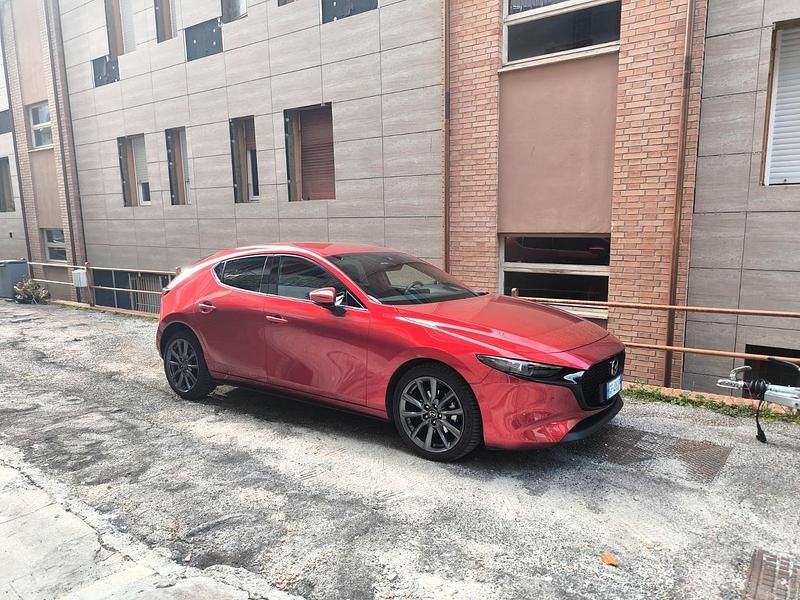 Rosso Usata 2021 Mazda 3 Exclusive Tre volumi | 19.900 € - Immagine 1/4