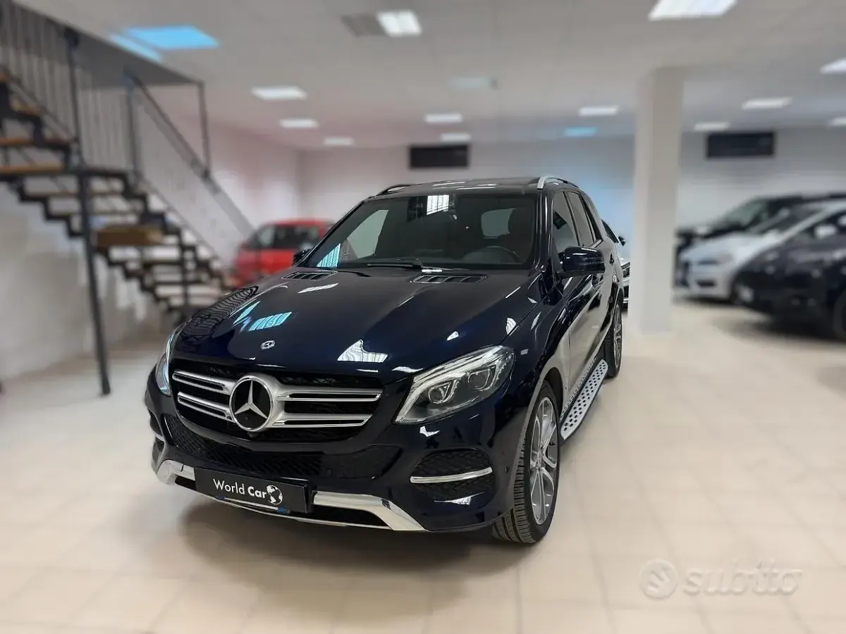 Begagnad Mercedes GLE350 Premium Plus 258 HK (189 kW) 2018 Blå SUV