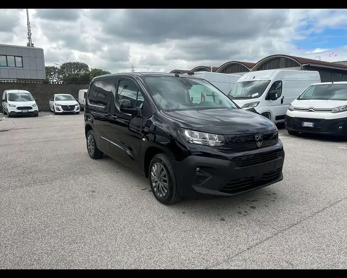 Nuova Peugeot Partner 131 CV (96 kW) 2026 Nero Monovolume