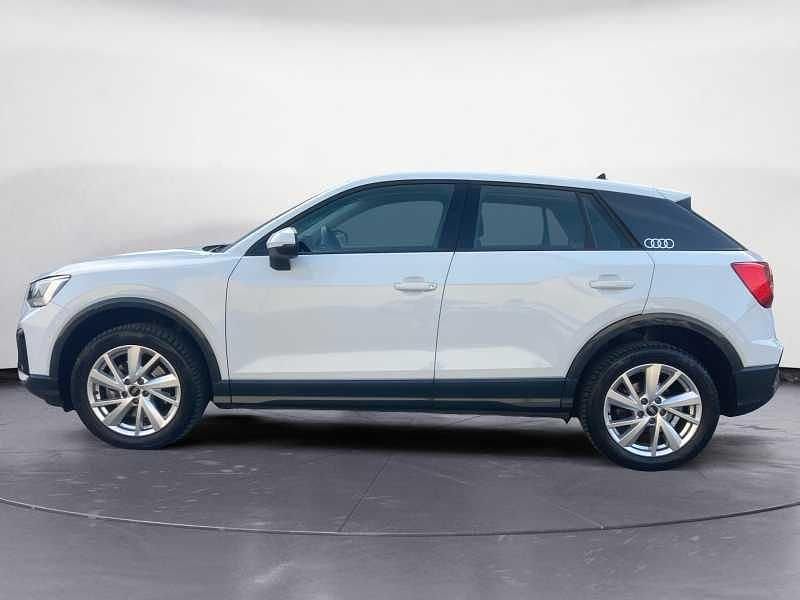 Gebraucht Audi Q2 Admired 150 PS (110 kW) 2022 Weiß SUV