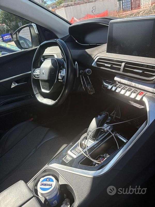 Usata Peugeot 3008 2018 Bianco SUV