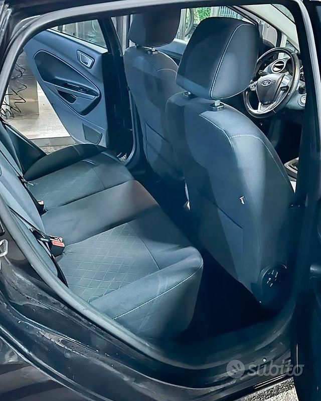 Usata Ford Fiesta 2011 Nero Berlina