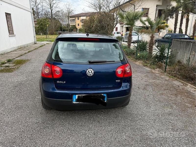 Usata VW Golf IV 2006 Blu Berlina