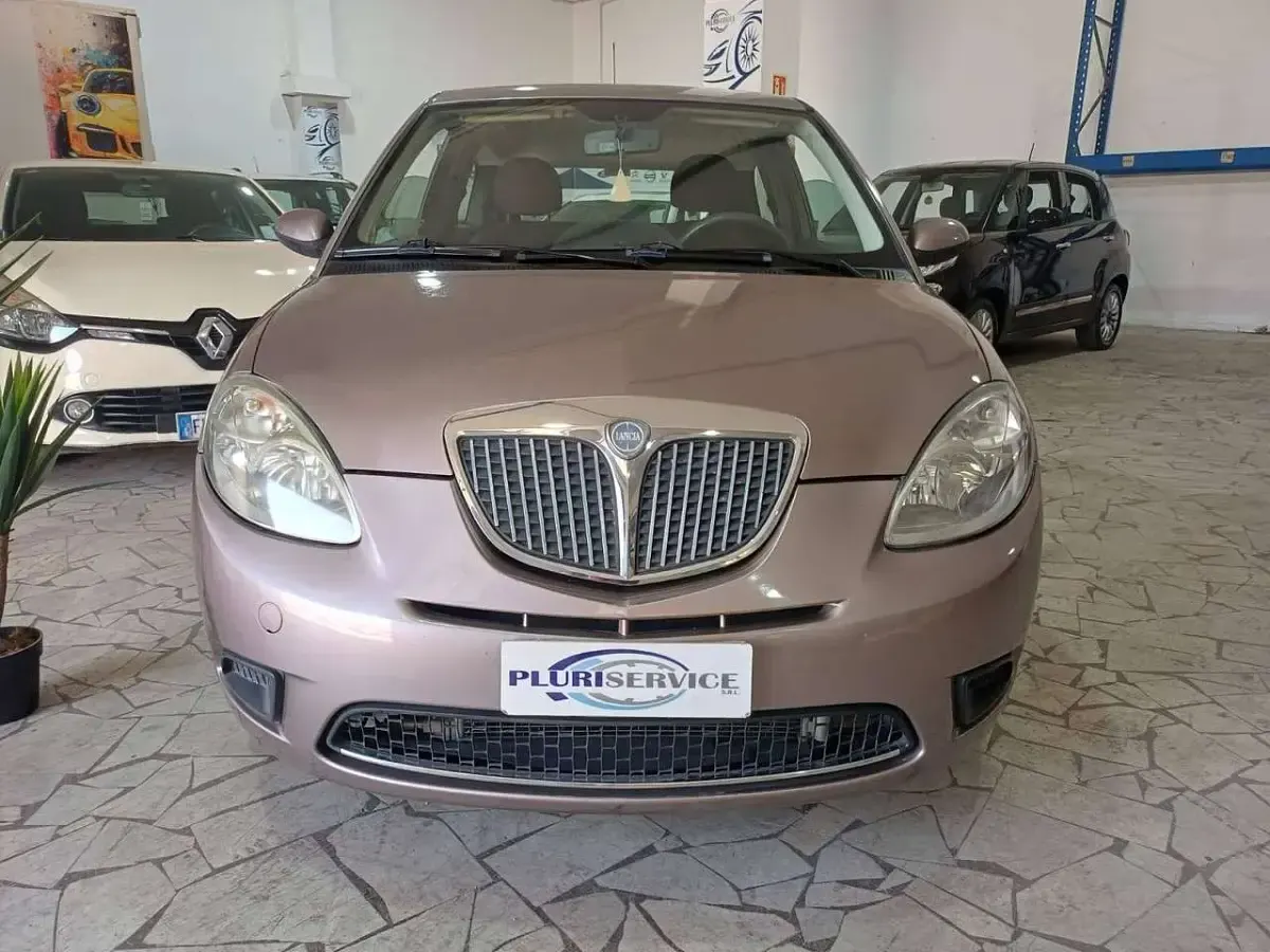 Usata Lancia Ypsilon Platinum 77 CV (56 kW) 2009 Beige Utilitaria