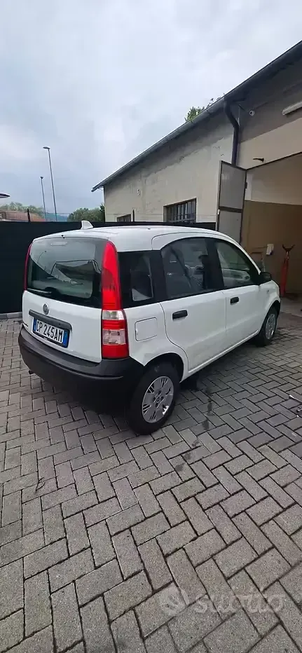Usata Fiat Panda 54 CV (39 kW) 2005 Bianco Utilitaria