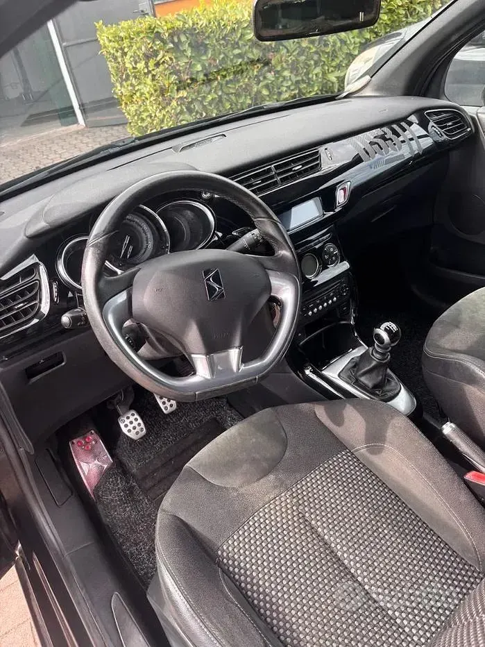 Usata Citroën DS3 156 CV (114 kW) 2011 Nero Utilitaria