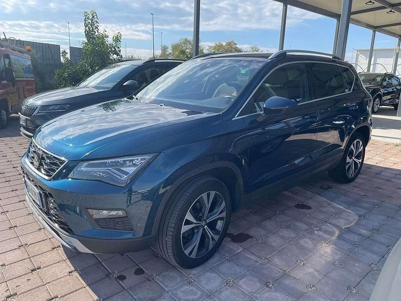 Usata Seat Ateca XCELLENCE 116 CV (85 kW) 2020 Blu "lava" SUV