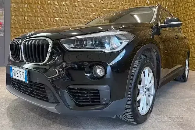 Usado BMW X1 Advantage 116 CV (85 kW) 2019 Negro SUV