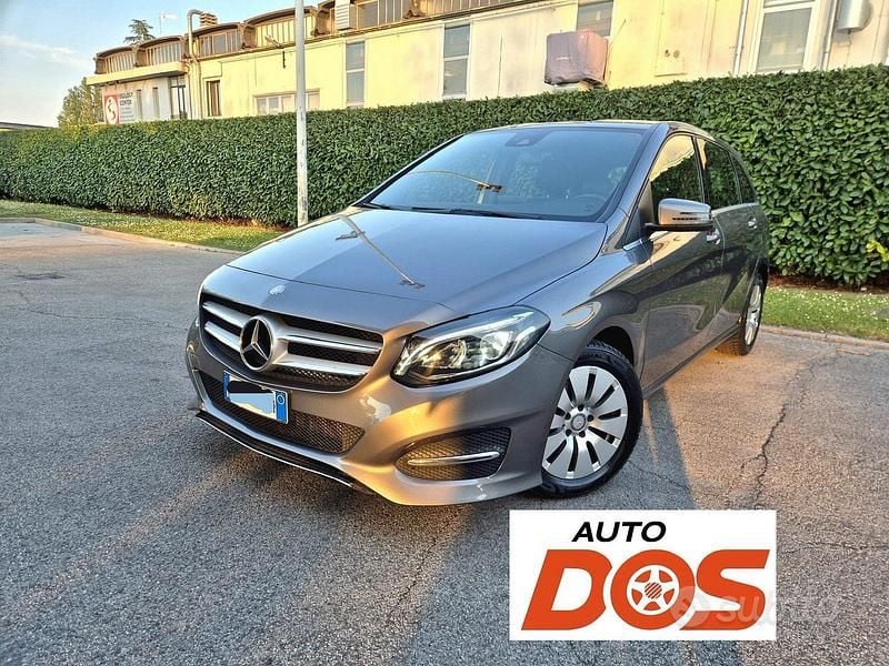 Usata Mercedes B200 136 CV (100 kW) 2017 Other Monovolume