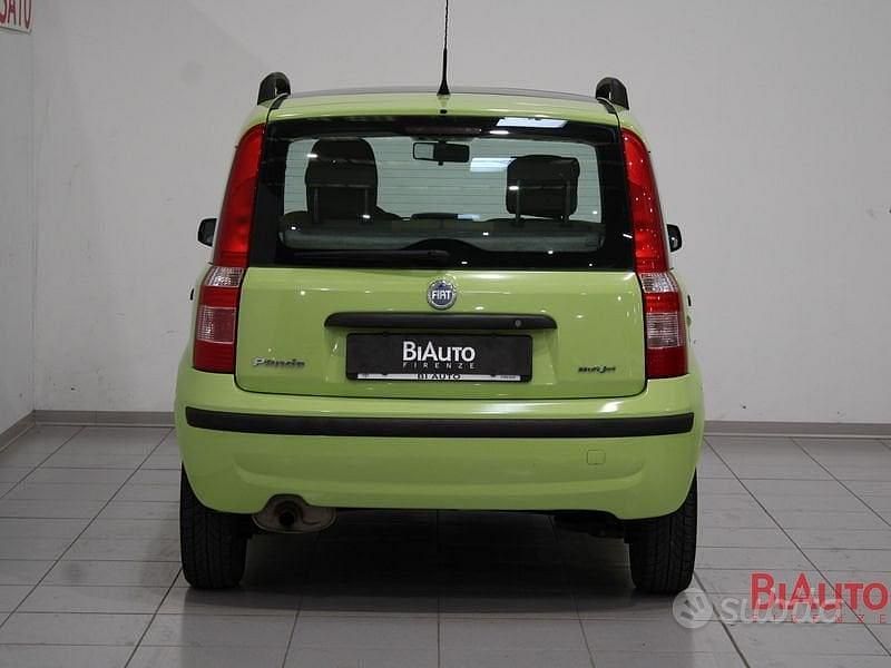 Usata Fiat Panda Emotion 74 CV (54 kW) 2006 Berlina