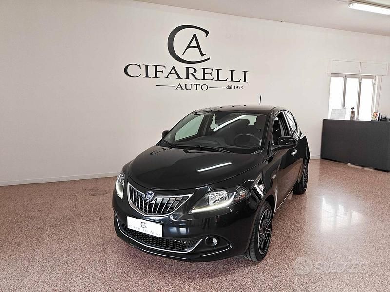 Usata Lancia Ypsilon S 69 CV (50 kW) 2024 Nero Utilitaria