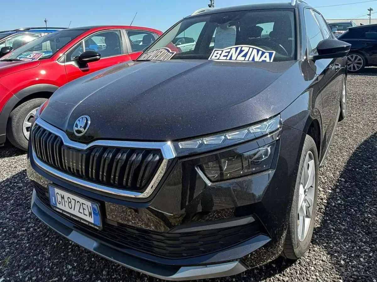 Usata Skoda Kamiq Style 110 CV (80 kW) 2022 Nero SUV