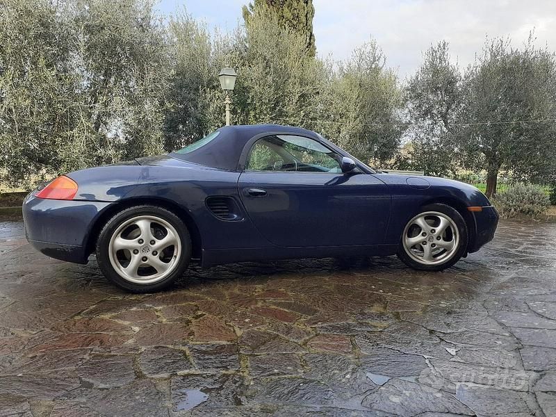 Usata Porsche Boxster 220 CV (161 kW) 1999 Blu Cabrio
