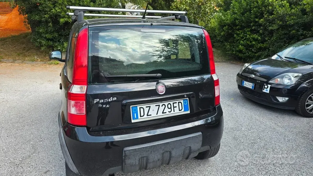 Usata Fiat Panda 4x4 69 CV (50 kW) 2009 Nero Utilitaria