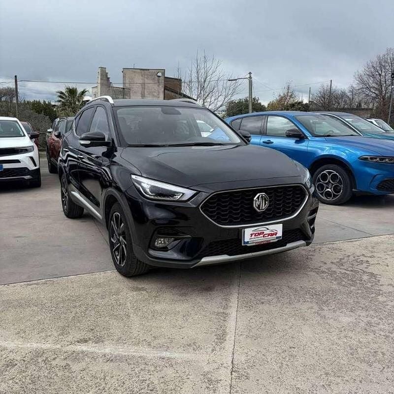 Usata MG ZS Luxury 106 CV (77 kW) 2023 Nero SUV