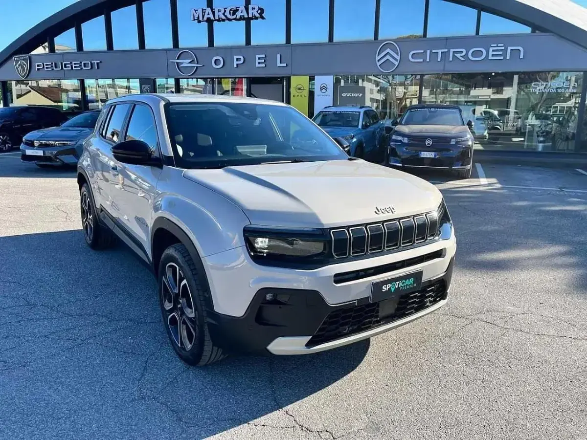 Usata Jeep Avenger Summit 101 CV (74 kW) 2025 SUV