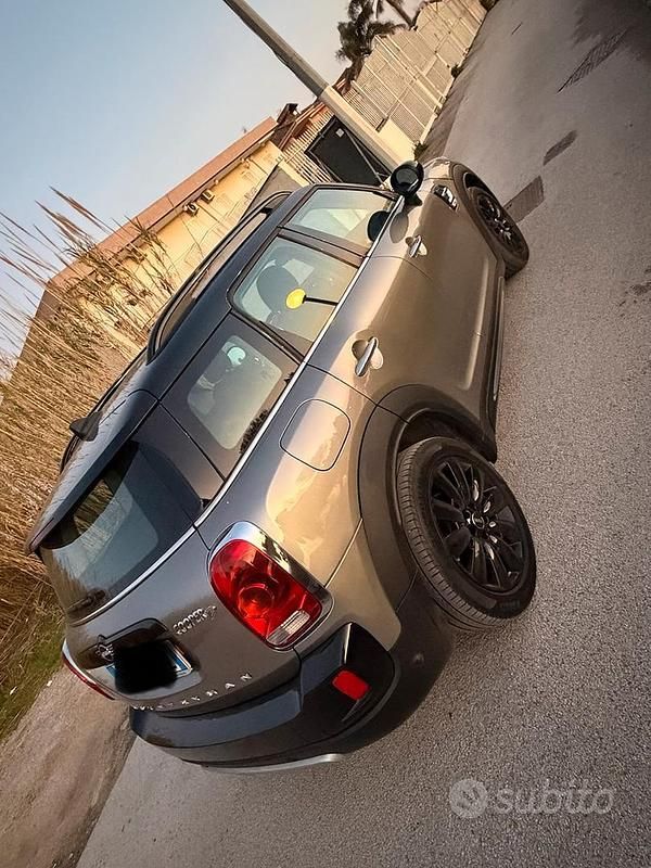 Usata Mini Cooper D Countryman 150 CV (110 kW) 2019 Grigio SUV