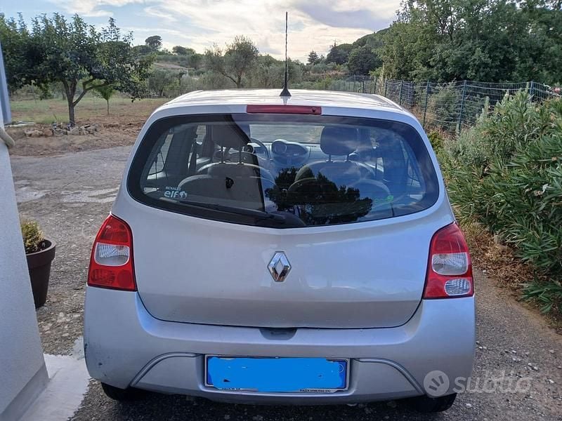 Usata Renault Twingo 75 CV (55 kW) 2009 Grigio Utilitaria