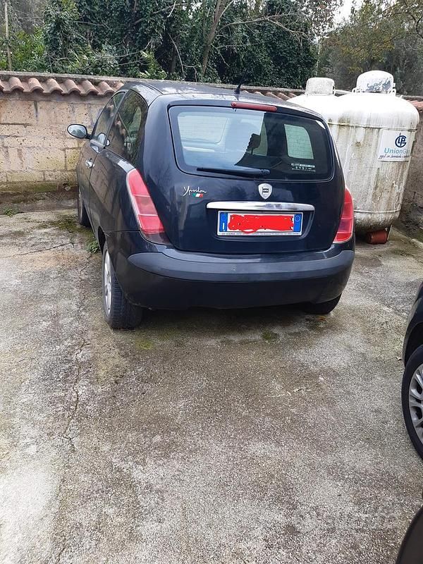 Usata Lancia Ypsilon 2004 Nero Utilitaria