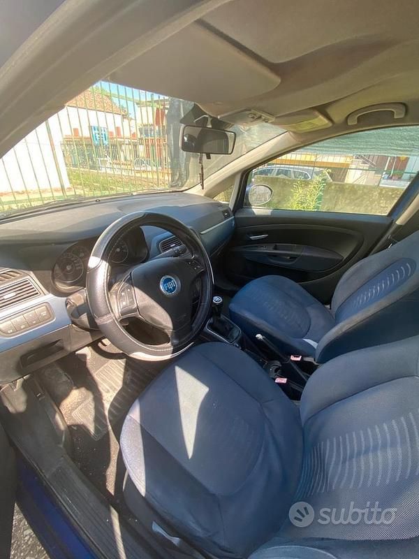 Usata Fiat Grande Punto 90 CV (66 kW) 2007 Blu Utilitaria