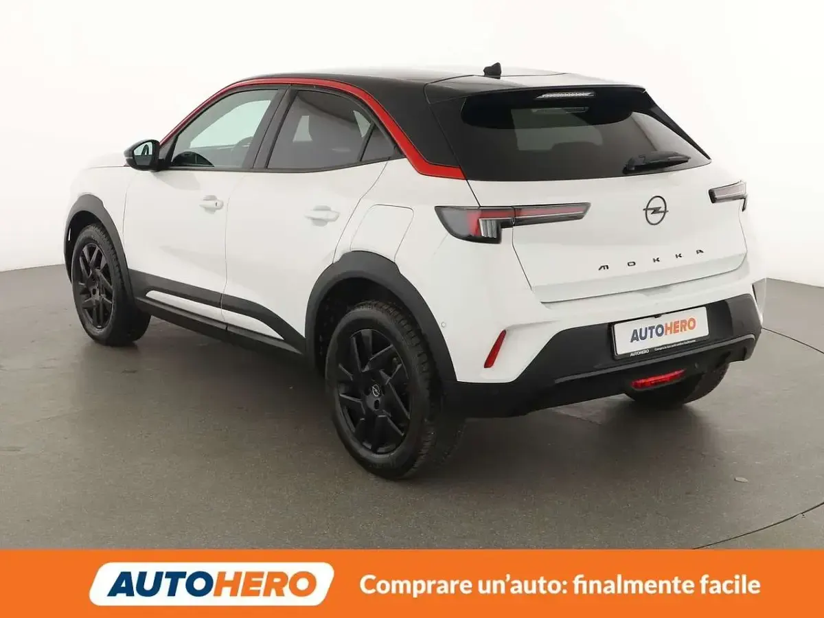 Usata Opel Mokka 101 CV (74 kW) 2023 Bianco SUV