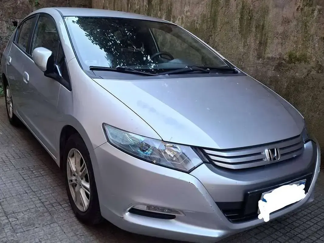 Usata Honda Insight Elegance 88 CV (64 kW) 2009 Argento Utilitaria