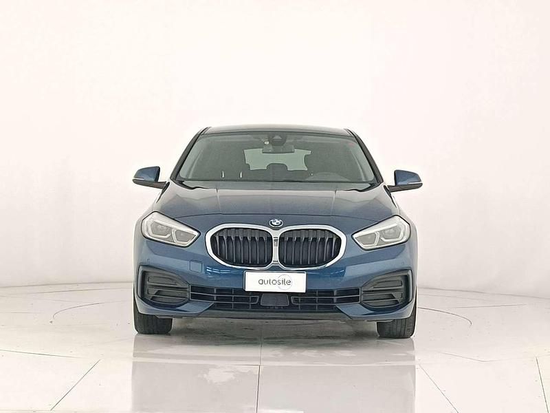 Usata BMW 118 Advantage 150 CV (110 kW) 2023 Blu metallizzato Utilitaria