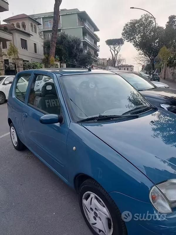 Usata Fiat 600 2006 Blu Utilitaria
