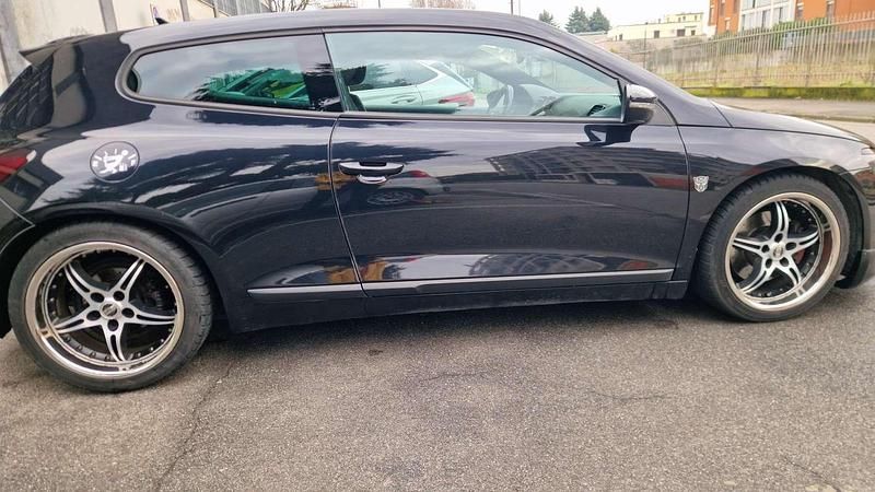 Usata VW Scirocco 160 CV (117 kW) 2009 Coupé