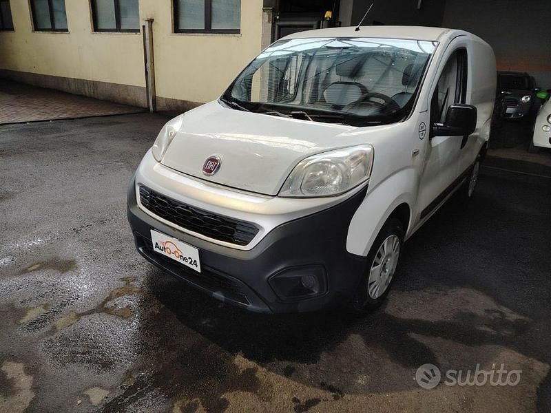 Usata Fiat Fiorino 80 CV (58 kW) 2017 Bianco Monovolume