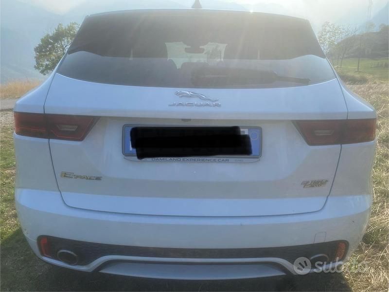 Usata Jaguar E-Pace R 249 CV (183 kW) 2019 Bianco SUV