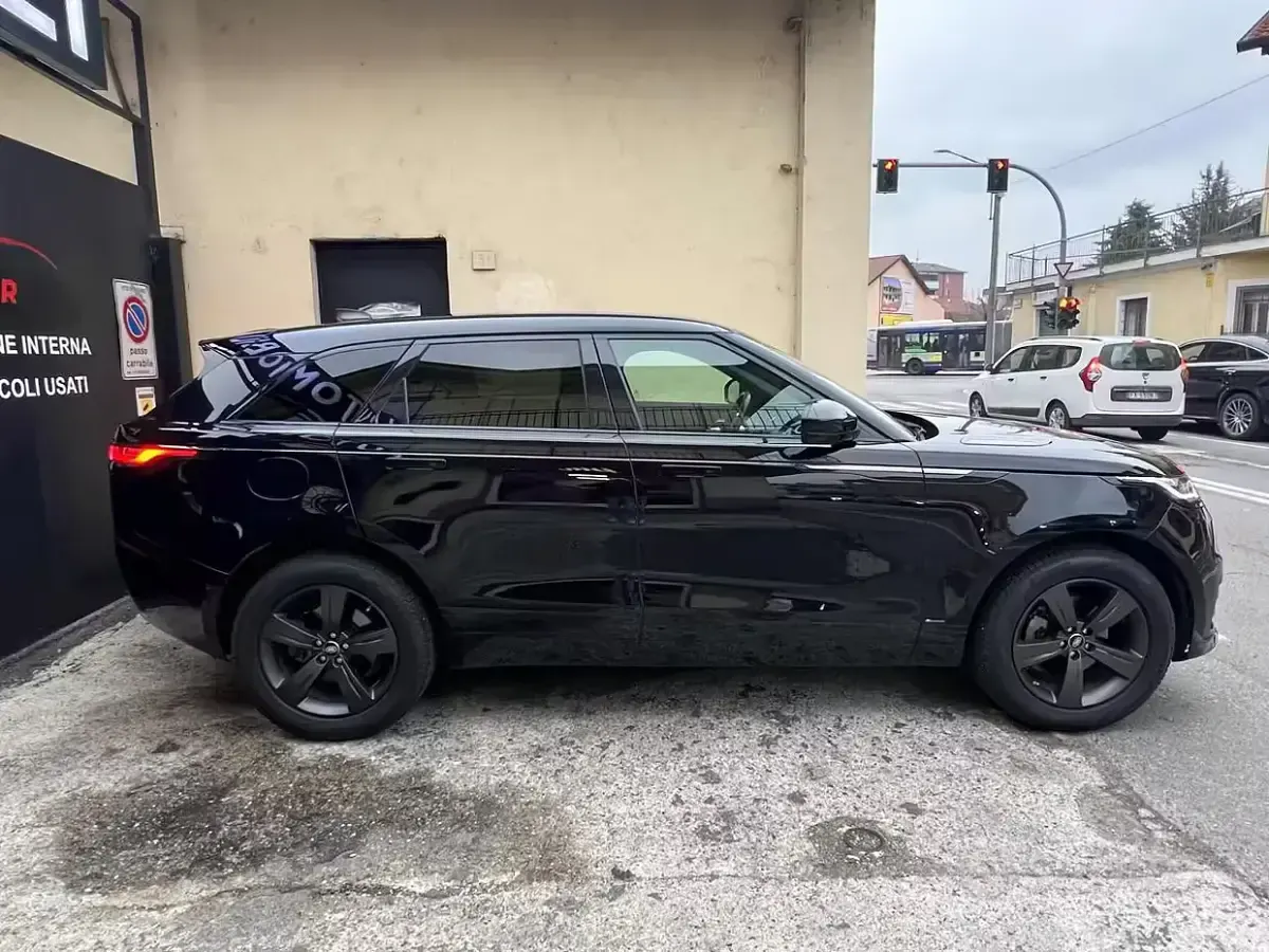 Usata Land Rover Range Rover Velar HSE Dynamic 241 CV (177 kW) 2020 Nero SUV