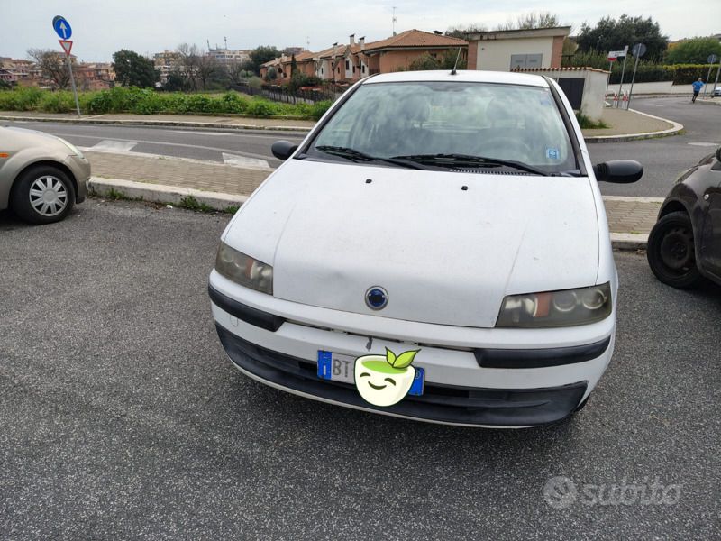 Bianco Usata 2001 Fiat Punto Due volumi | 1200 € (Ottimo prezzo) - Immagine 1/4