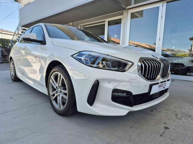 Usata BMW 118 M Sport 136 CV (100 kW) 2021 Bianco Utilitaria
