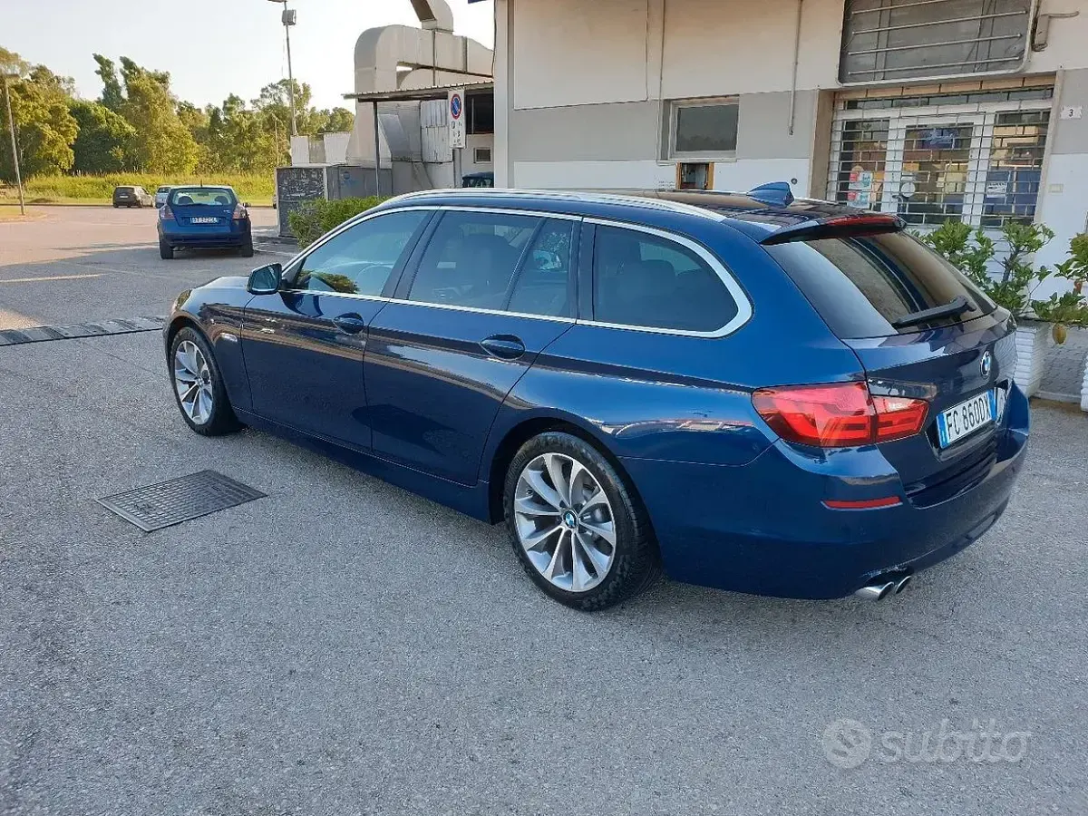 Usata BMW 520 190 CV (139 kW) 2016 Bluazzurro Station wagon