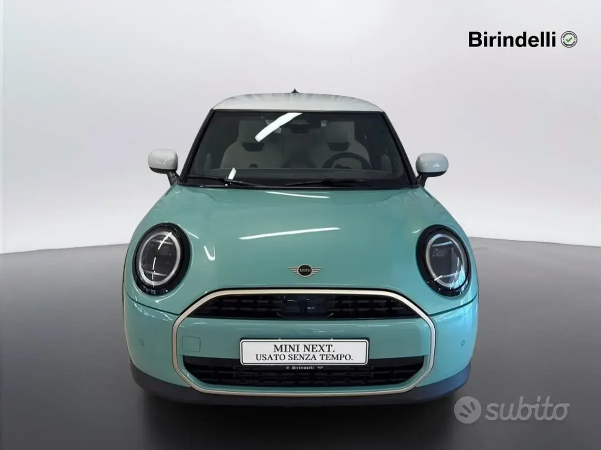 Usata Mini Cooper Favoured 156 CV (114 kW) 2024 Ocean wave green Utilitaria