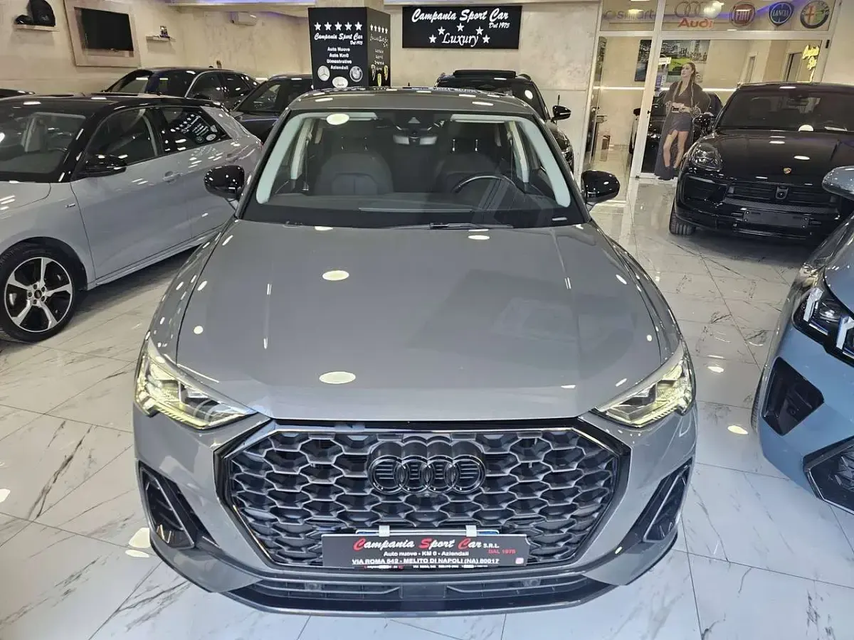 Usata Audi Q3 Sportback S-Line 150 CV (110 kW) 2020 Grigio tambora metallizzato SUV