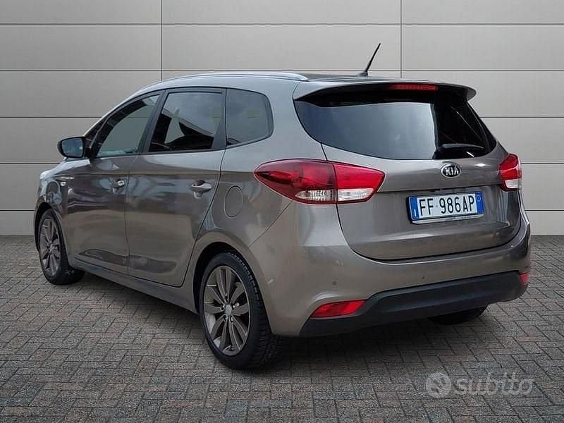 Usata Kia Carens 141 CV (103 kW) 2016 Giallo Monovolume