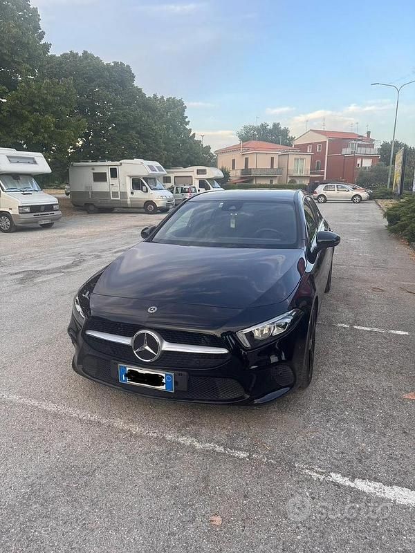Usata Mercedes A180 116 CV (85 kW) 2018 Berlina