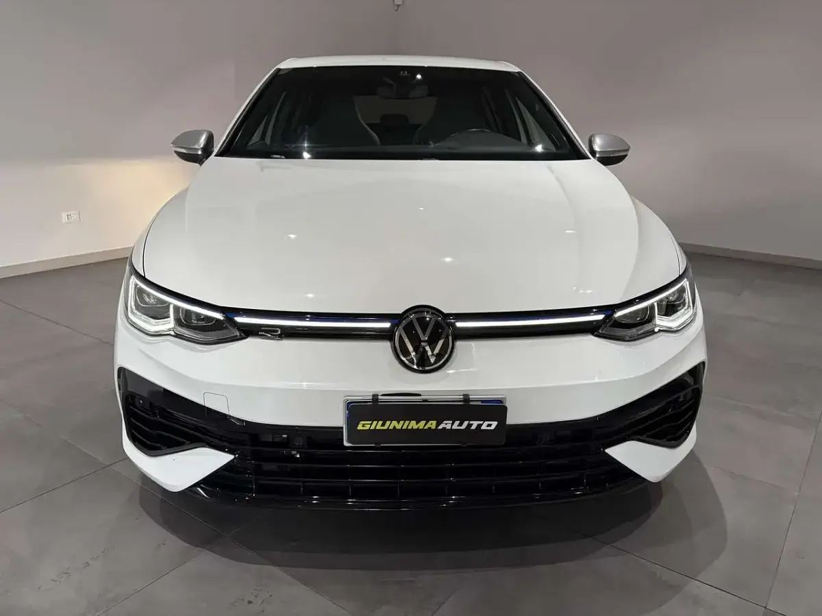 Usata VW Golf VIII R 320 CV (235 kW) 2023 Bianco Berlina