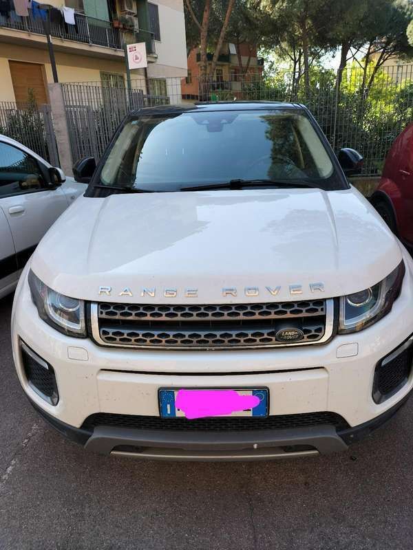 Bianco Usata 2015 Land Rover Range Rover evoque HSE SUV | 16.500 € (Buon prezzo) - Immagine 1/4