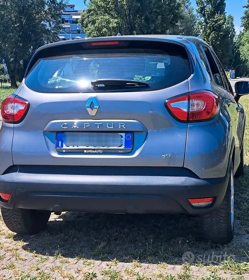 Usata Renault Captur 90 CV (66 kW) 2016 SUV