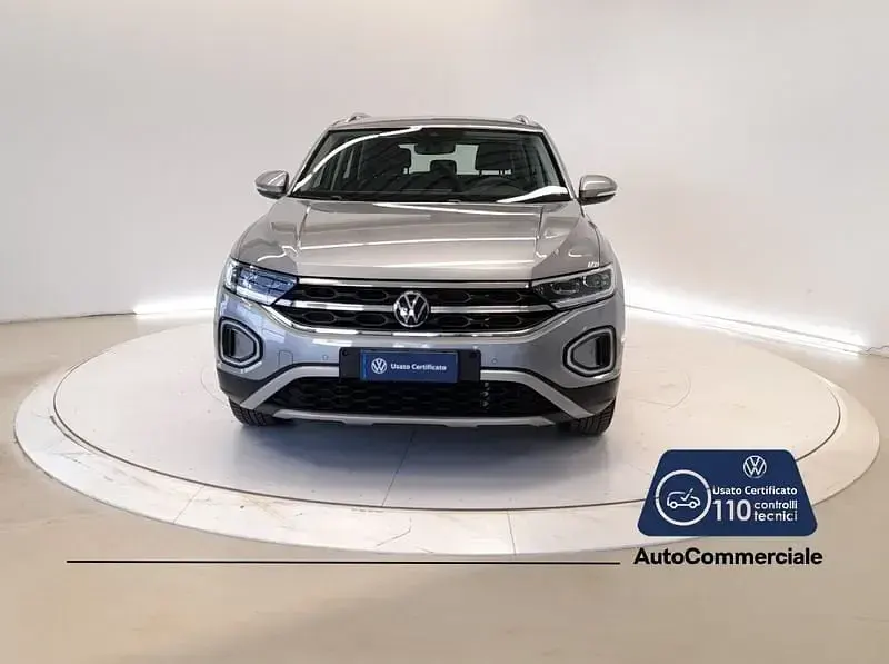 Usata VW T-Roc Style 150 CV (110 kW) 2023 Argento SUV