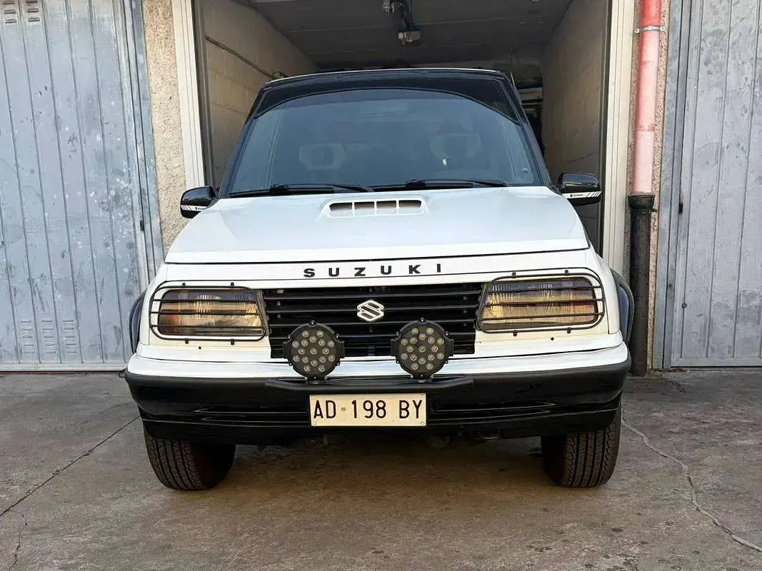 Usata Suzuki Vitara 80 CV (58 kW) 1994 Bianco Cabrio