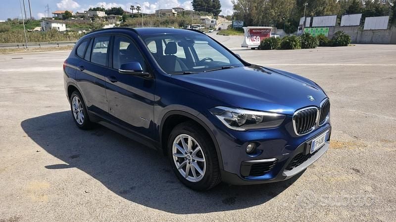Usata BMW X1 Advantage 150 CV (110 kW) 2018 Blu/azzurro SUV