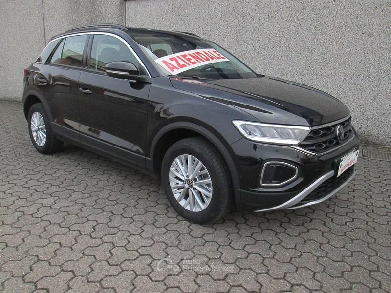 Usata VW T-Roc Life 150 CV (110 kW) 2025 Deep perl black SUV