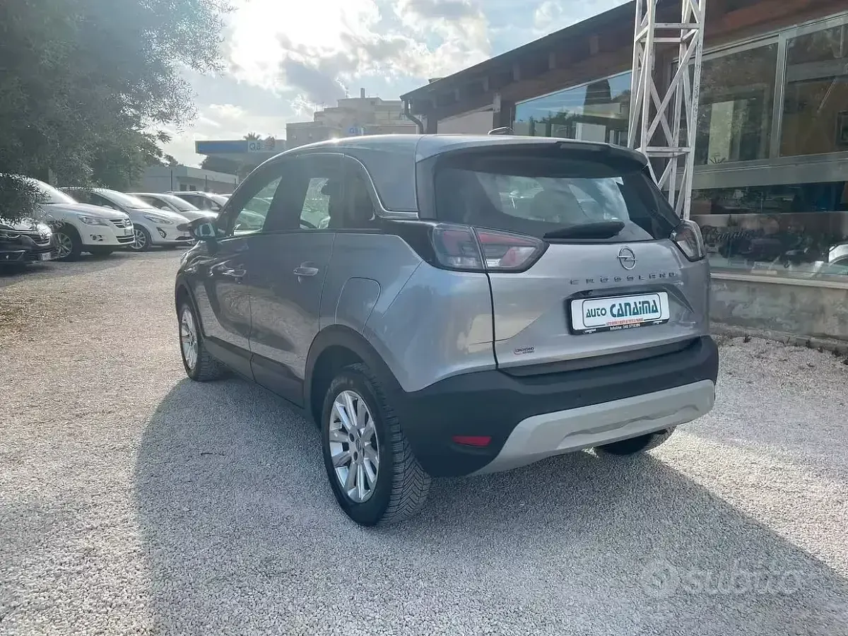 Usata Opel Crossland Ultimate 120 CV (88 kW) 2021 Grigio SUV